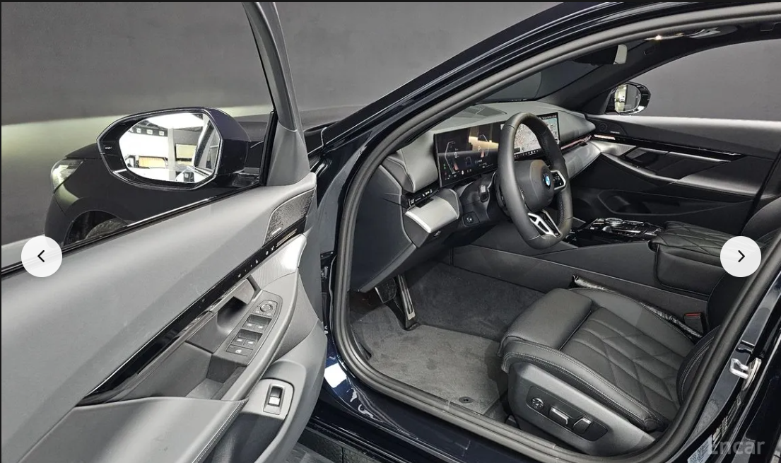 بي إم دبليو BMW 520i الفئة الخامسة 2024