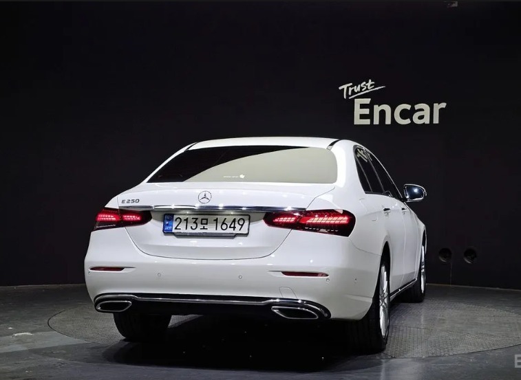 مرسيدس E250 2022